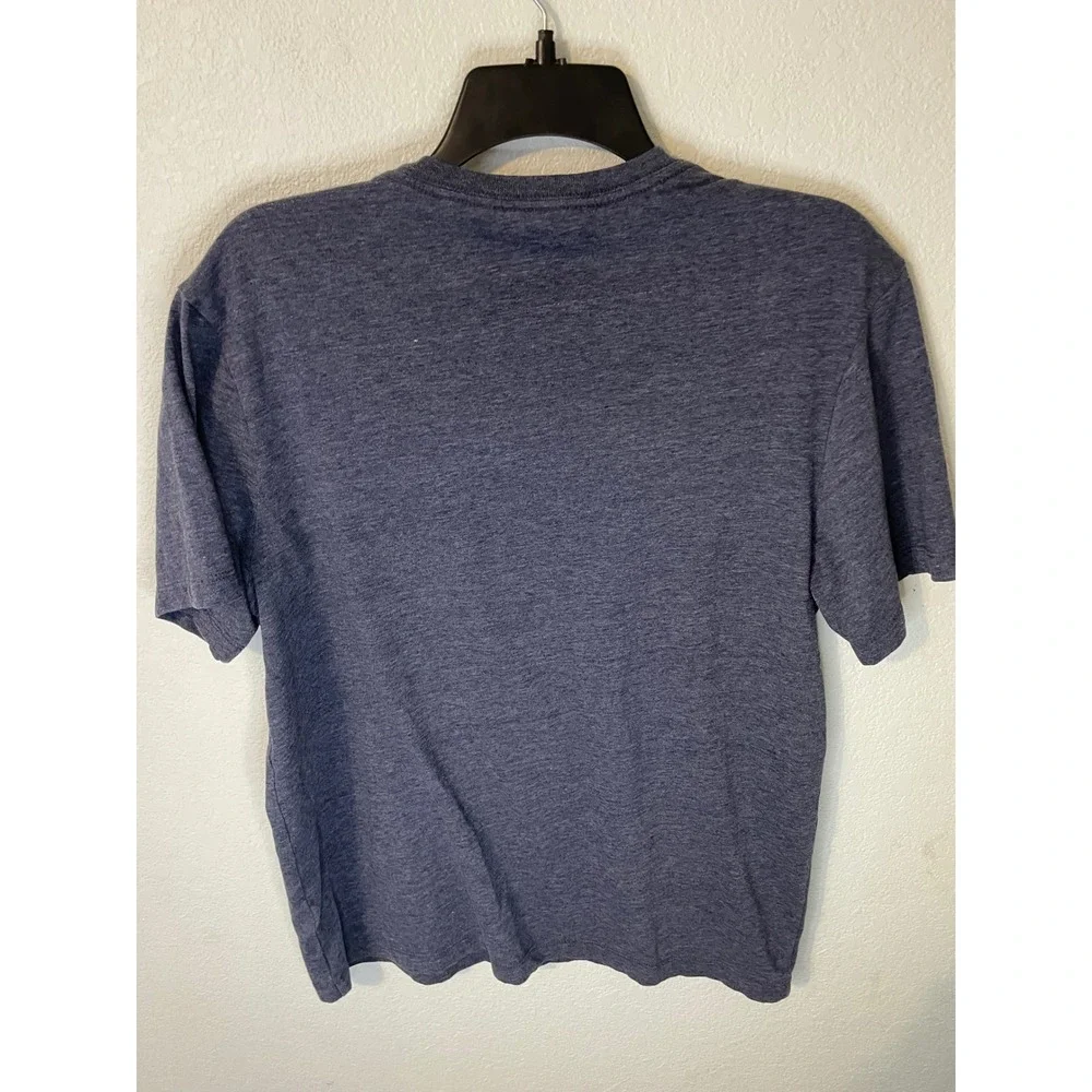 J Crew Essential Tee Men's Medium‎ Navy Blue Red Crab Graphic Short Sleeve
